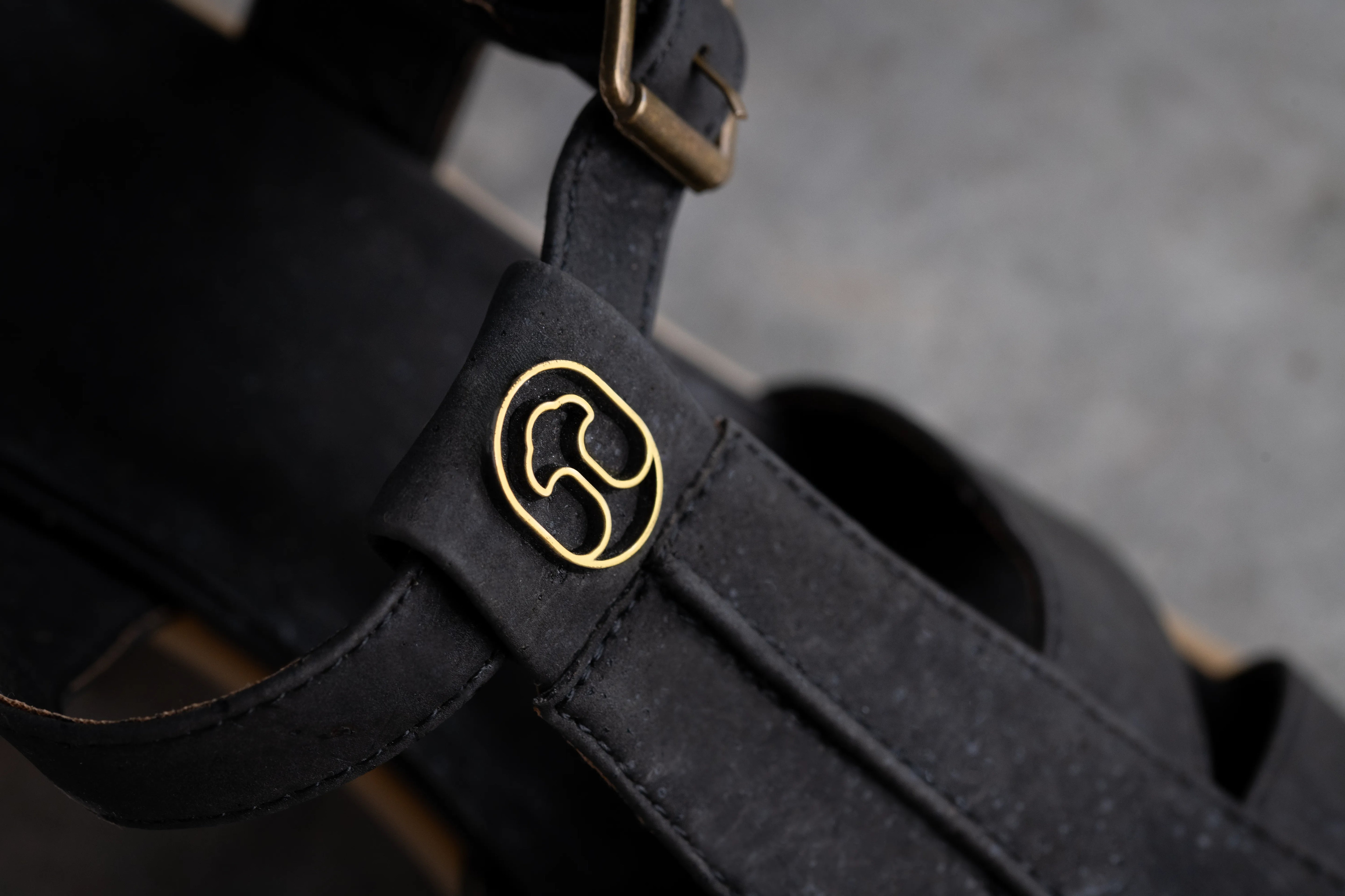 Sandal