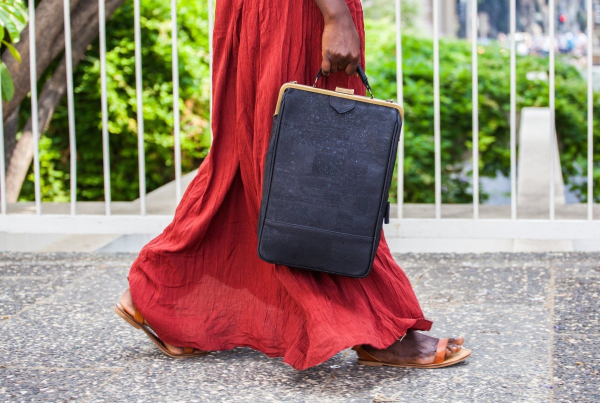 Cork Accessories For a Chic & Sustainable Holiday Season - Laflore Paris