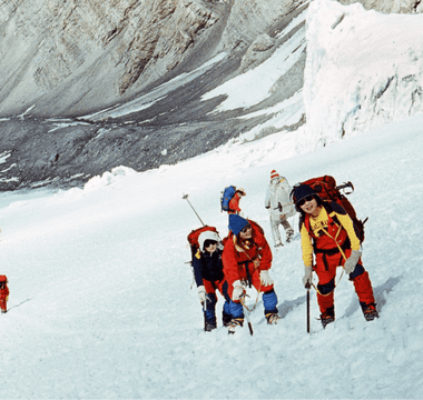Summiting Everest - Laflore Paris