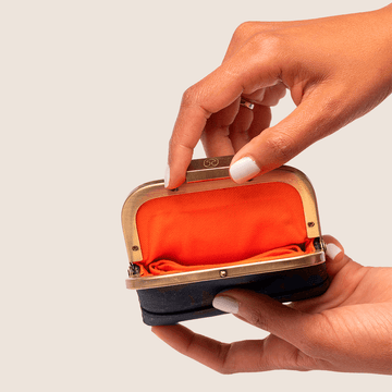 Coin Pouch | A Classic Vegan Coin Purse – Laflore Paris